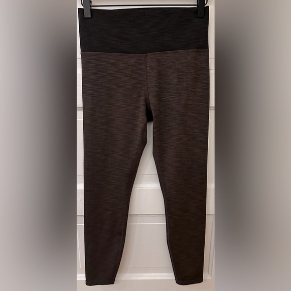 Vuori Pants - Vuori Lux Rib Studio Leggings HR 25” Quartz Heather Purple Sz Medium